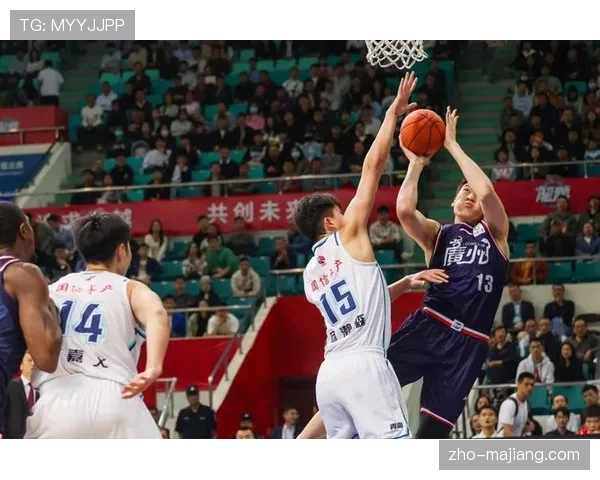 莱迪篮板保护仍需加强 德甲篮板王CBA首秀仅摘3板引关注 莱迪篮板保护仍需加强 德甲篮板王CBA首秀仅摘3板引关注